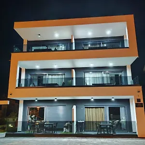 Golden Sunset Apartman